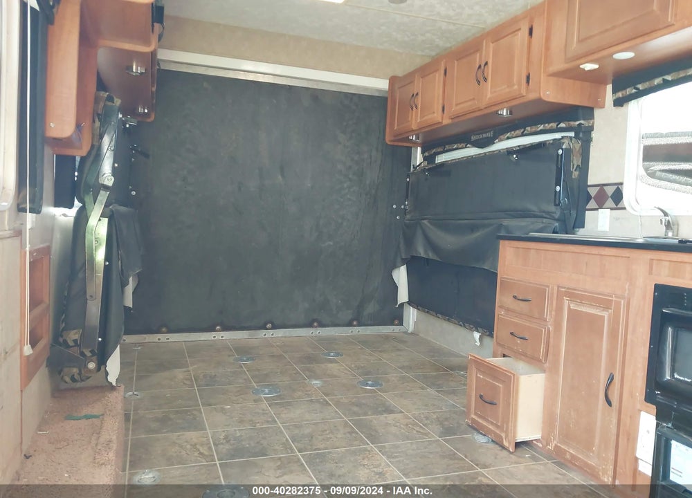 2010 FOREST RIVER OTHER VIN: 4X4TSHW27AC001137