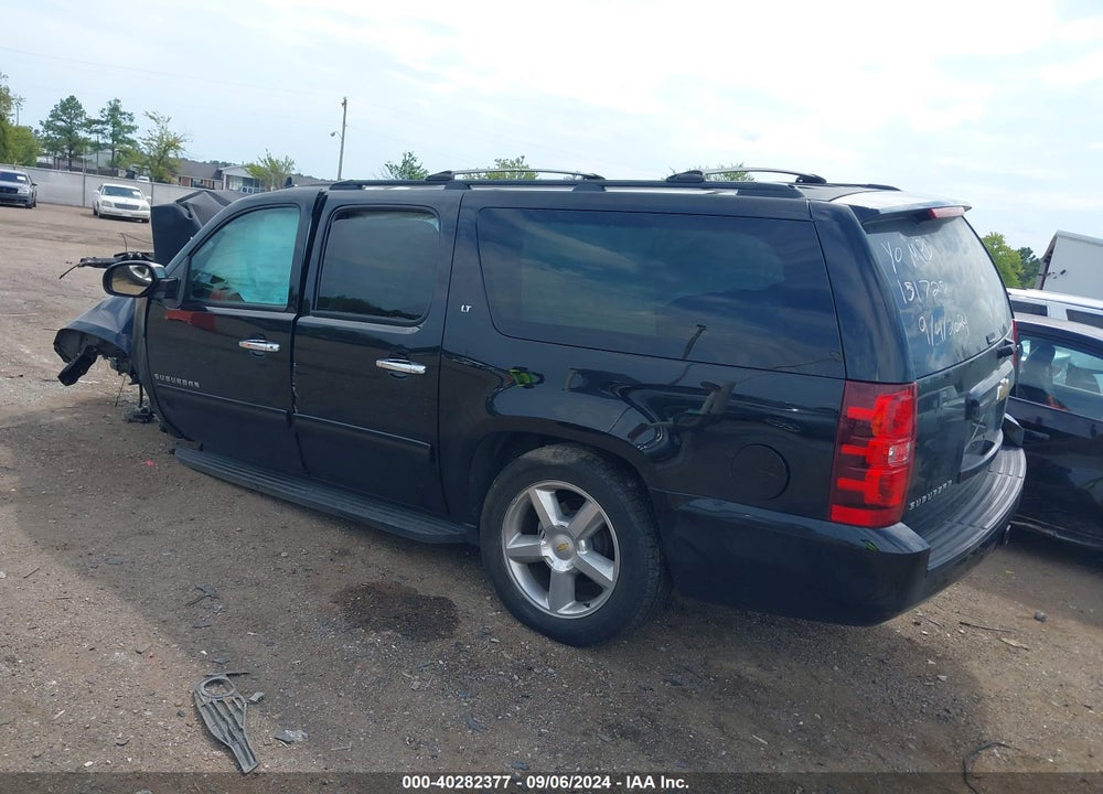 2014 CHEVROLET SUBURBAN 1500 LT VIN: 1GNSCJE01ER151728