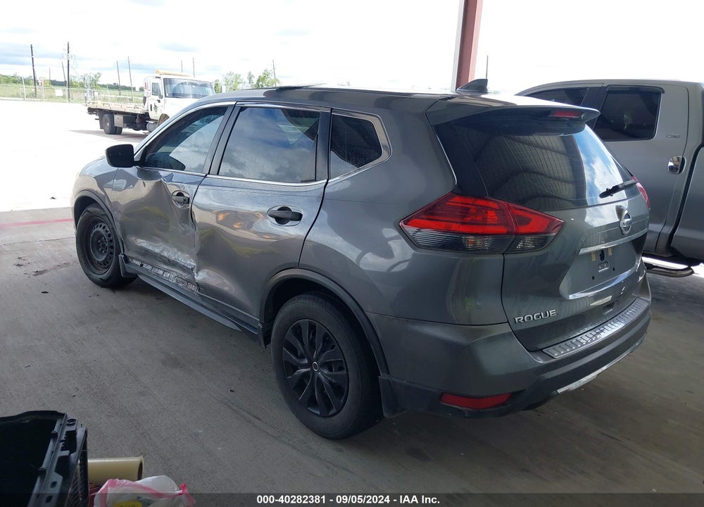 2017 NISSAN ROGUE S VIN: 5N1AT2MTXHC882599