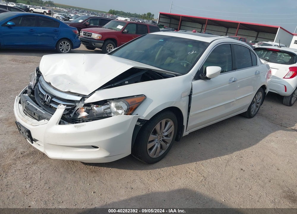 2012 HONDA ACCORD VIN: 1HGCP3F88CA039555