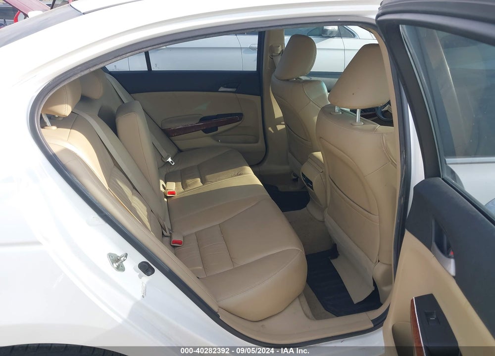 2012 HONDA ACCORD VIN: 1HGCP3F88CA039555