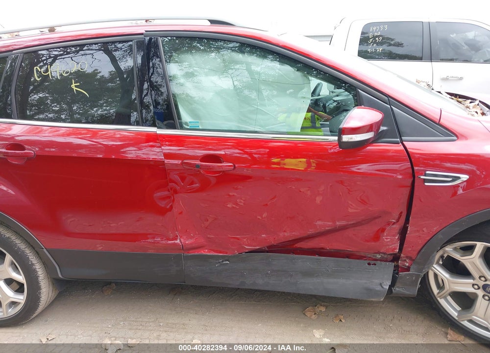 2019 FORD ESCAPE TITANIUM VIN: 1FMCU0J94KUC49620