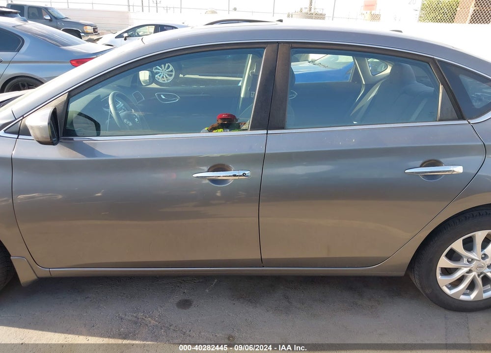 2018 NISSAN SENTRA SV VIN: 3N1AB7AP9JY255517