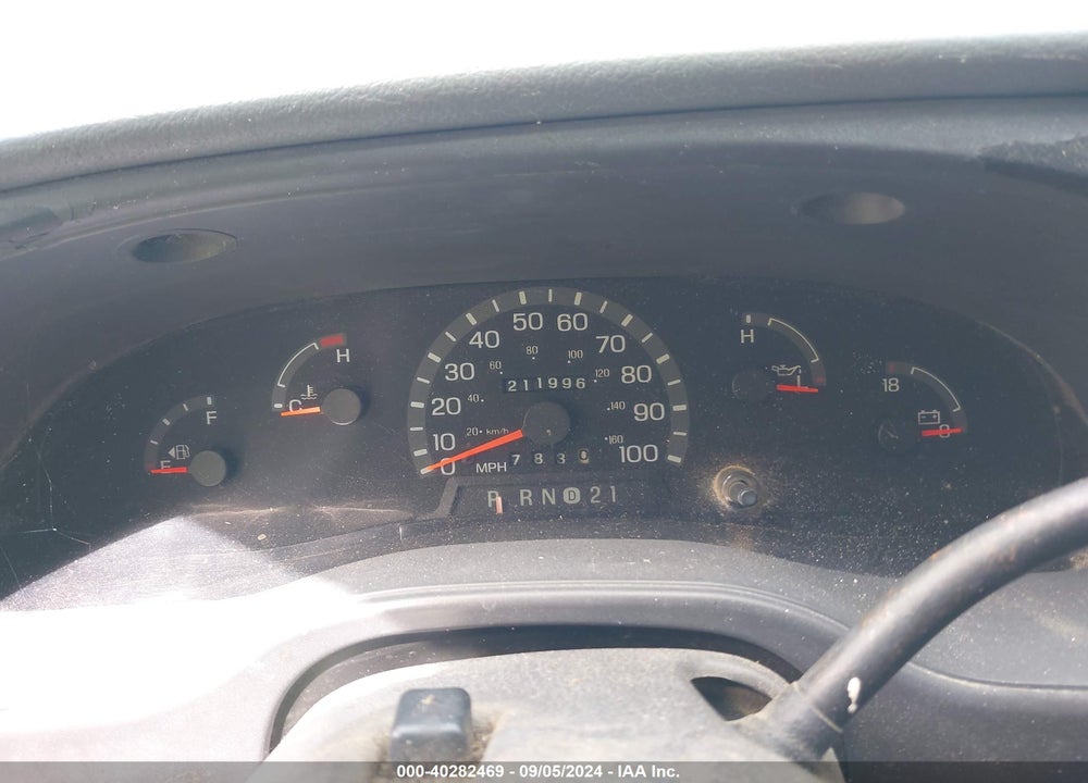 2003 FORD E-250 COMMERCIAL/RECREATIONAL VIN: 1FTNE24L13HA24403