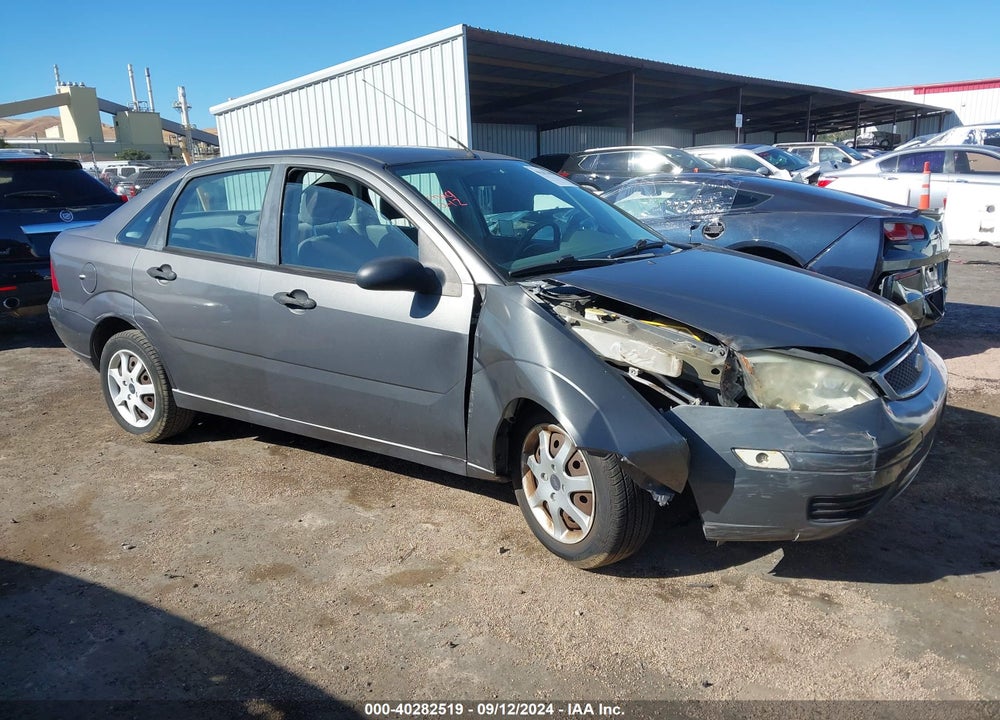 2005 FORD FOCUS ZX4 VIN: 1FAFP34N45W241535