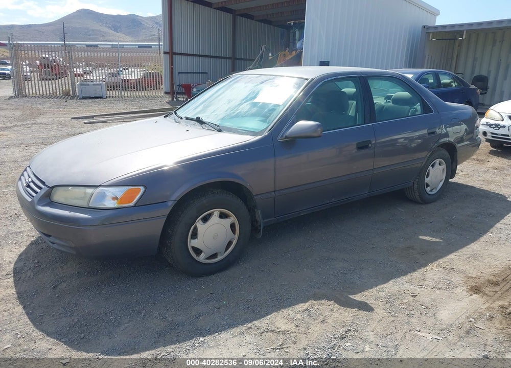 1999 TOYOTA CAMRY CE VIN: 4T1BG22K4XU472070