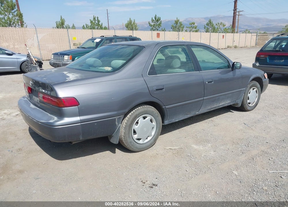 1999 TOYOTA CAMRY CE VIN: 4T1BG22K4XU472070
