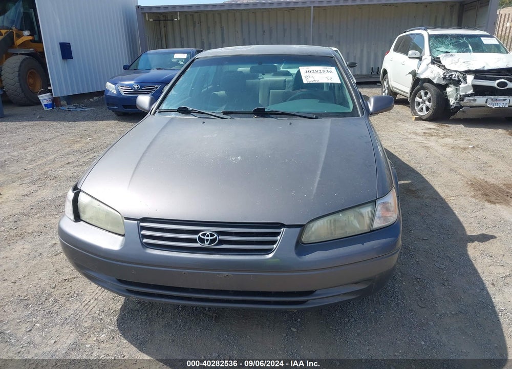 1999 TOYOTA CAMRY CE VIN: 4T1BG22K4XU472070