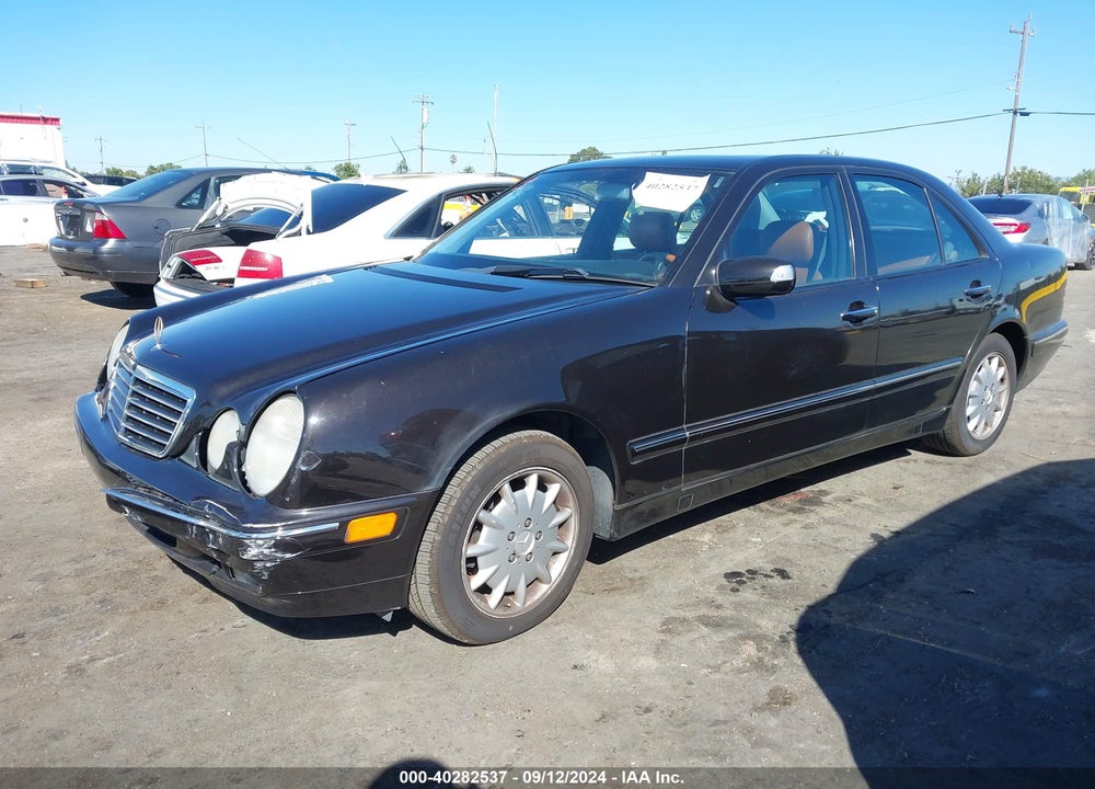 2000 MERCEDES-BENZ E 320 VIN: WDBJF65J7YB092262