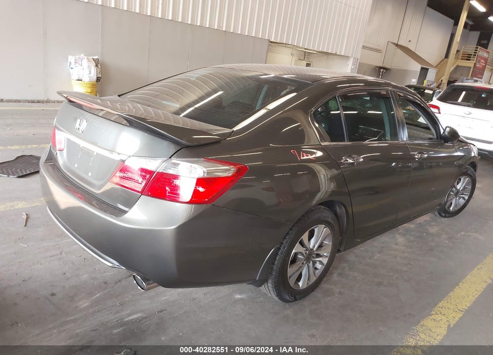 2015 HONDA ACCORD VIN: 1HGCR2F30FA064060