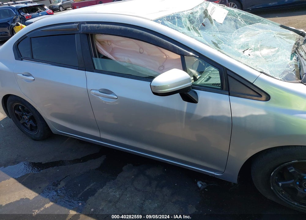 2014 HONDA CIVIC LX VIN: 19XFB2E53EE077660
