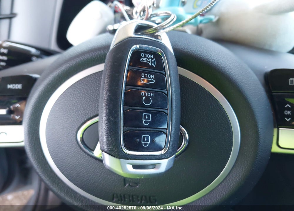 2022 HYUNDAI ELANTRA SEL VIN: KMHLM4AG0NU291423