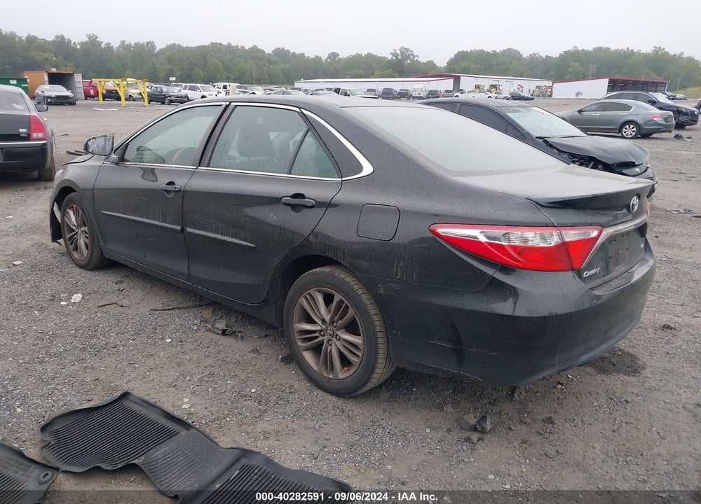 2017 TOYOTA CAMRY SE VIN: 4T1BF1FK7HU374806