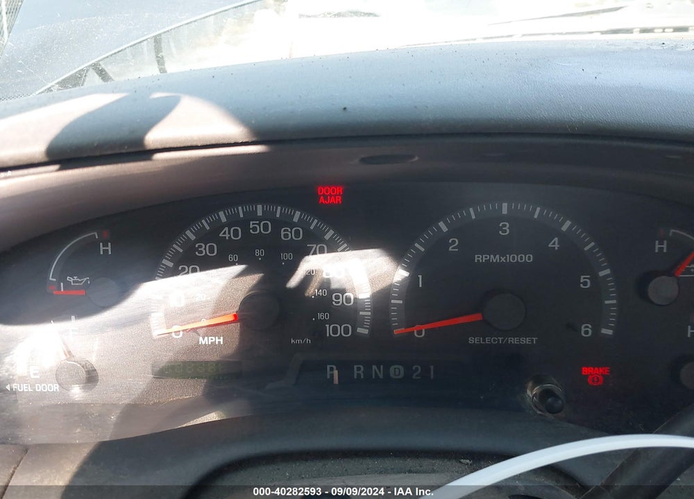 2002 FORD F-150 LARIAT/XL/XLT VIN: 1FTRX18W42NA29735