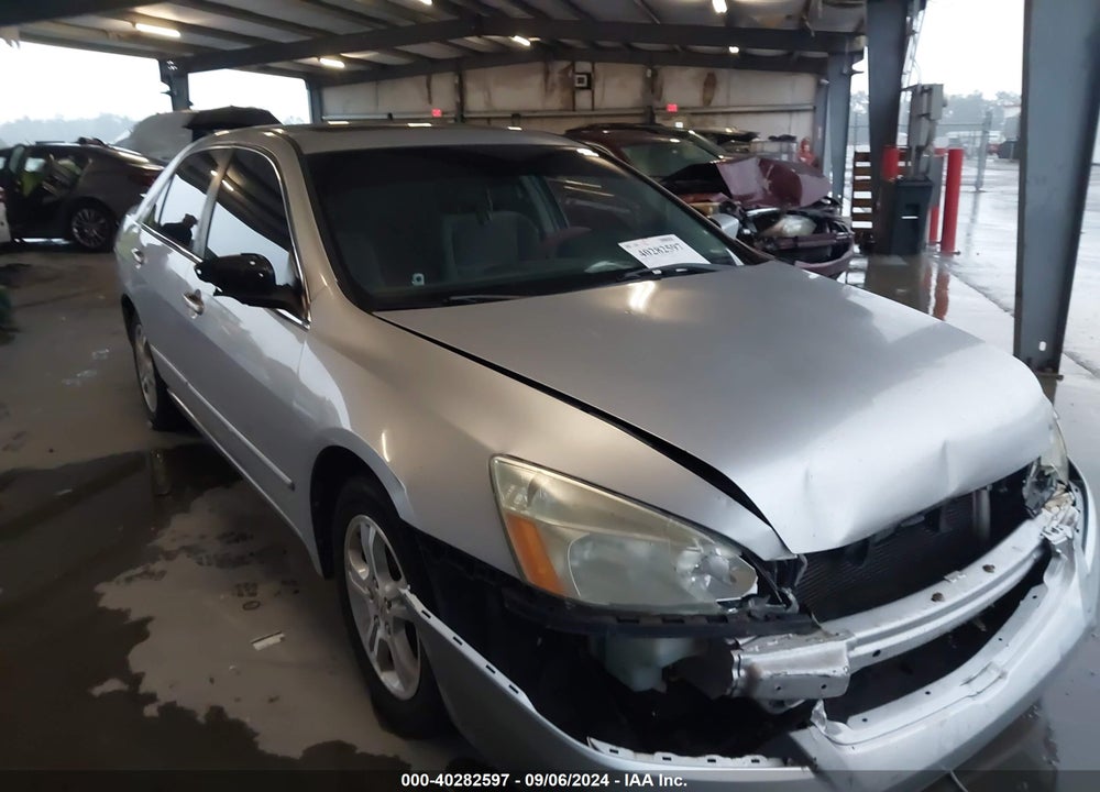 2007 HONDA ACCORD 2.4 EX VIN: 1HGCM56727A214058