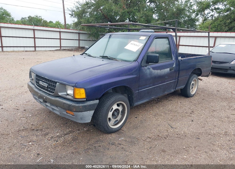 1995 ISUZU CONVENTIONAL SHORT BED VIN: JAACL11L0S7204589
