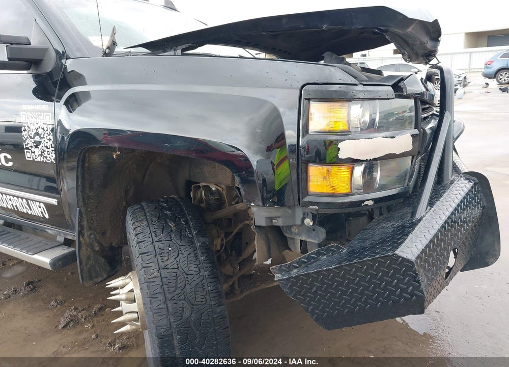 2015 CHEVROLET SILVERADO 3500HD LTZ VIN: 1GC4K0C81FF535907