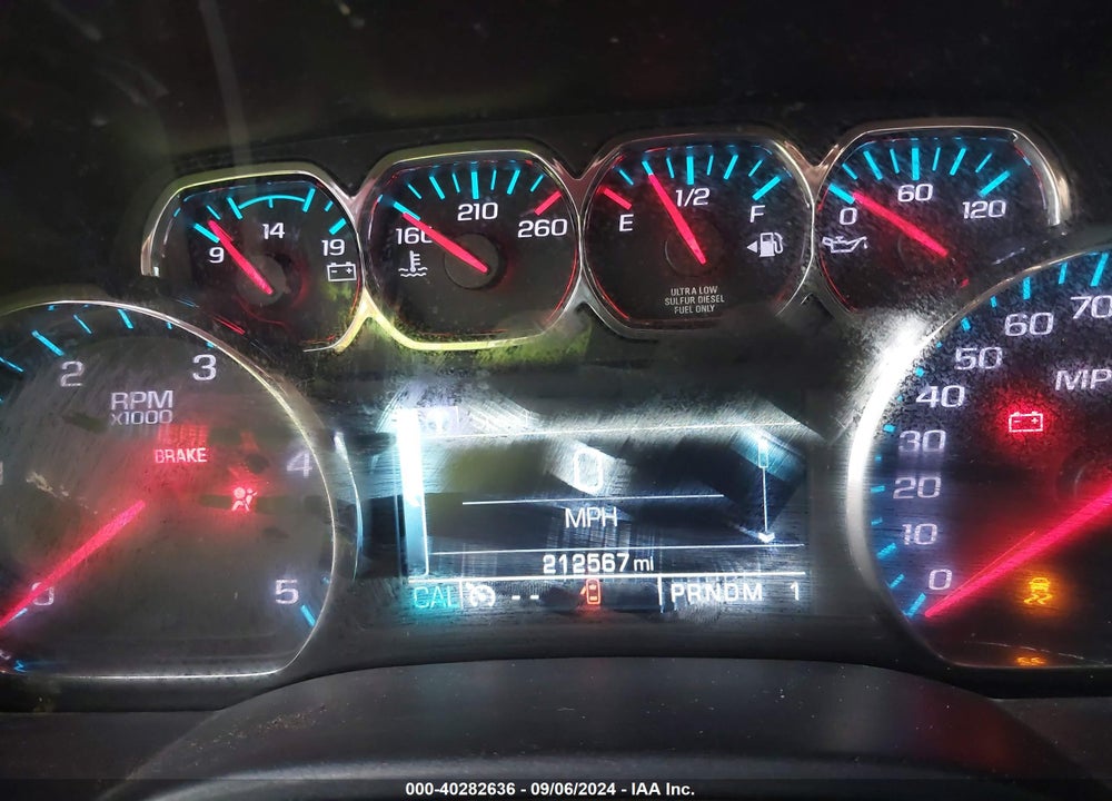 2015 CHEVROLET SILVERADO 3500HD LTZ VIN: 1GC4K0C81FF535907