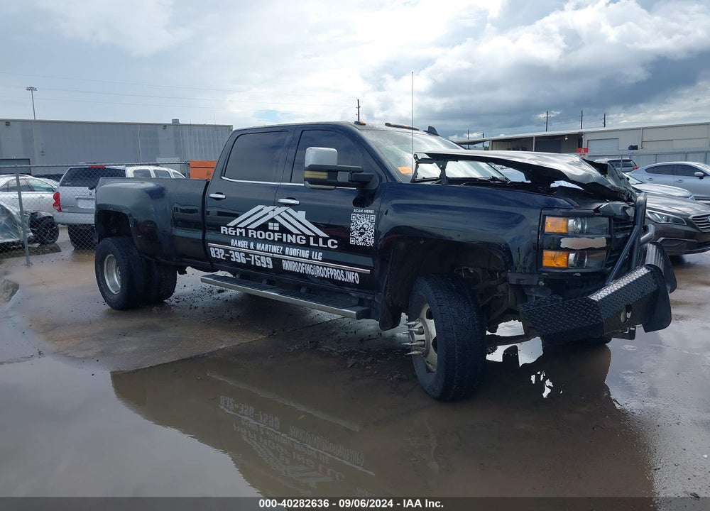 2015 CHEVROLET SILVERADO 3500HD LTZ VIN: 1GC4K0C81FF535907