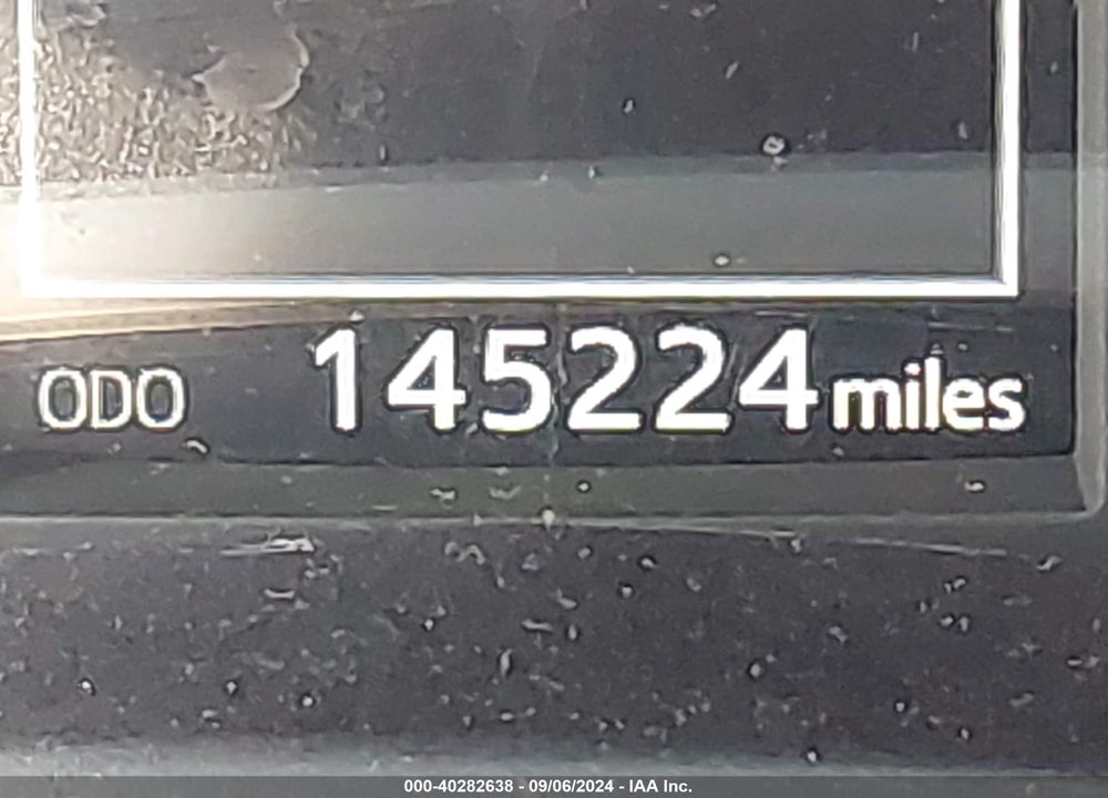 2017 TOYOTA COROLLA SE VIN: 5YFBURHE7HP657722