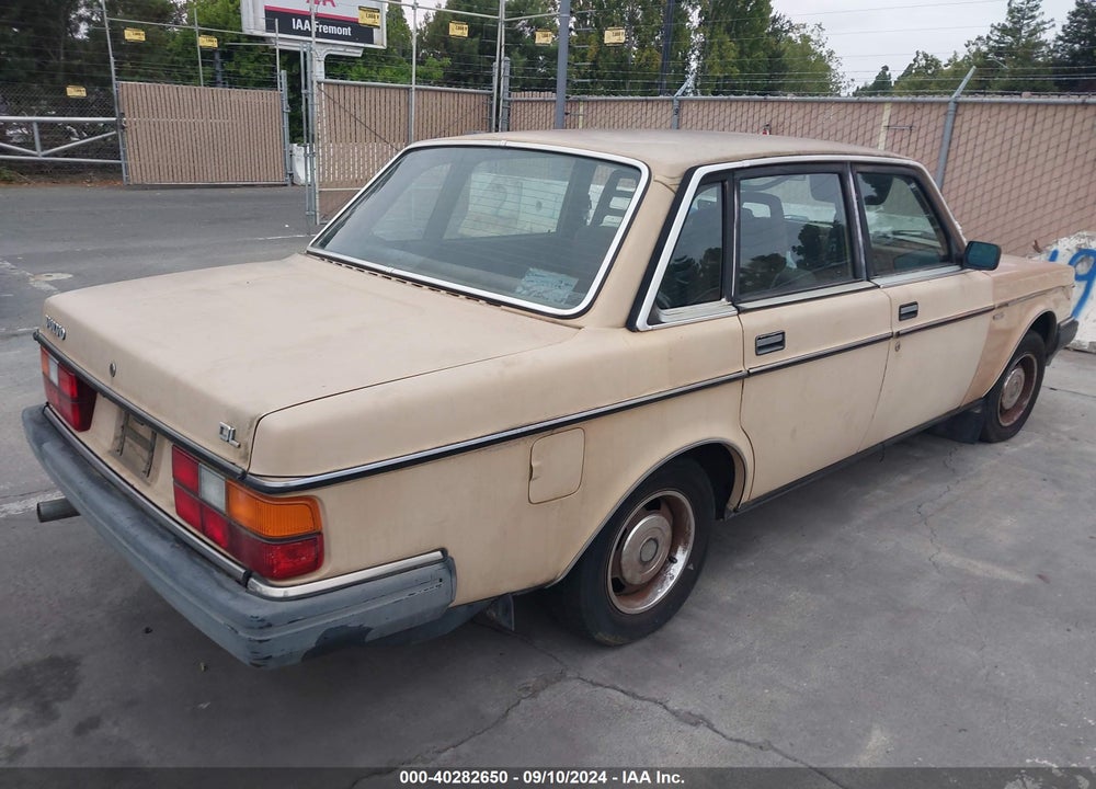 1984 VOLVO 244 DL/GL VIN: YV1AX8848E2008665