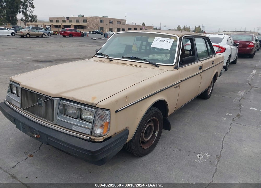 1984 VOLVO 244 DL/GL VIN: YV1AX8848E2008665
