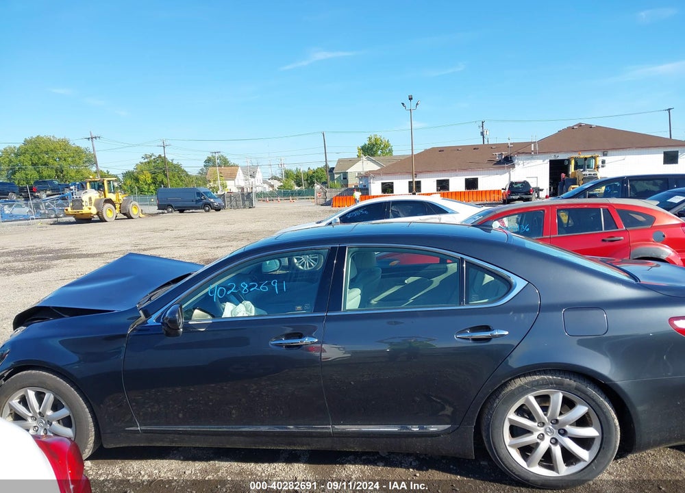 2008 LEXUS LS 460 VIN: JTHBL46F585079911