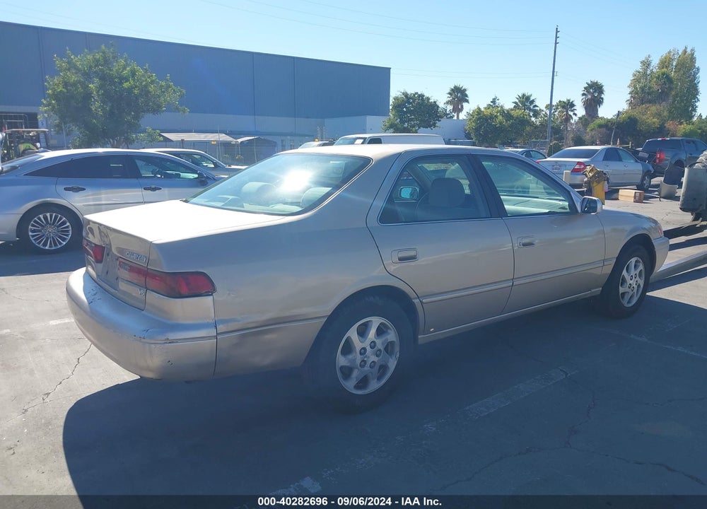 1999 TOYOTA CAMRY LE V6 VIN: JT2BF22K9X0209841