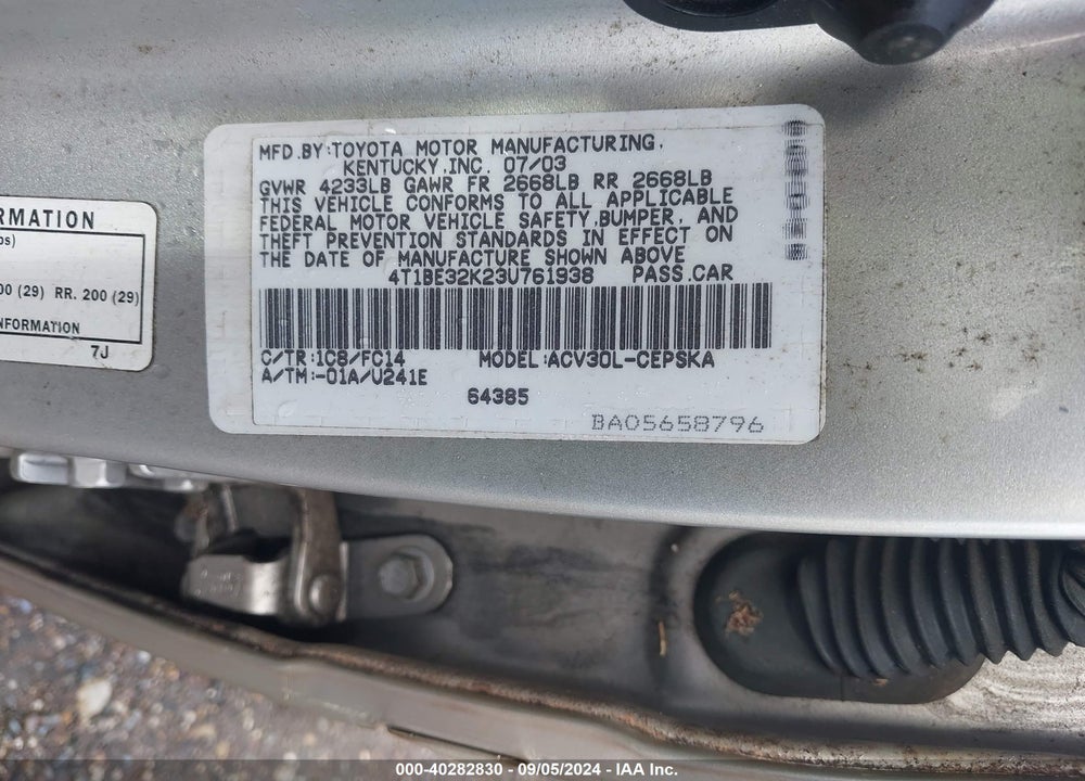 2003 TOYOTA CAMRY SE VIN: 4T1BE32K23U761938