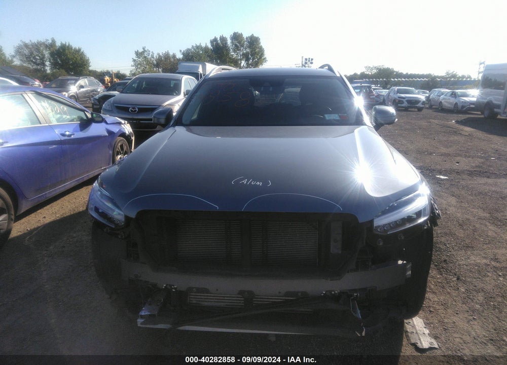 2018 VOLVO XC90 T5 MOMENTUM VIN: YV4102PK3J1352344
