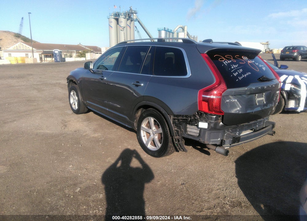 2018 VOLVO XC90 T5 MOMENTUM VIN: YV4102PK3J1352344