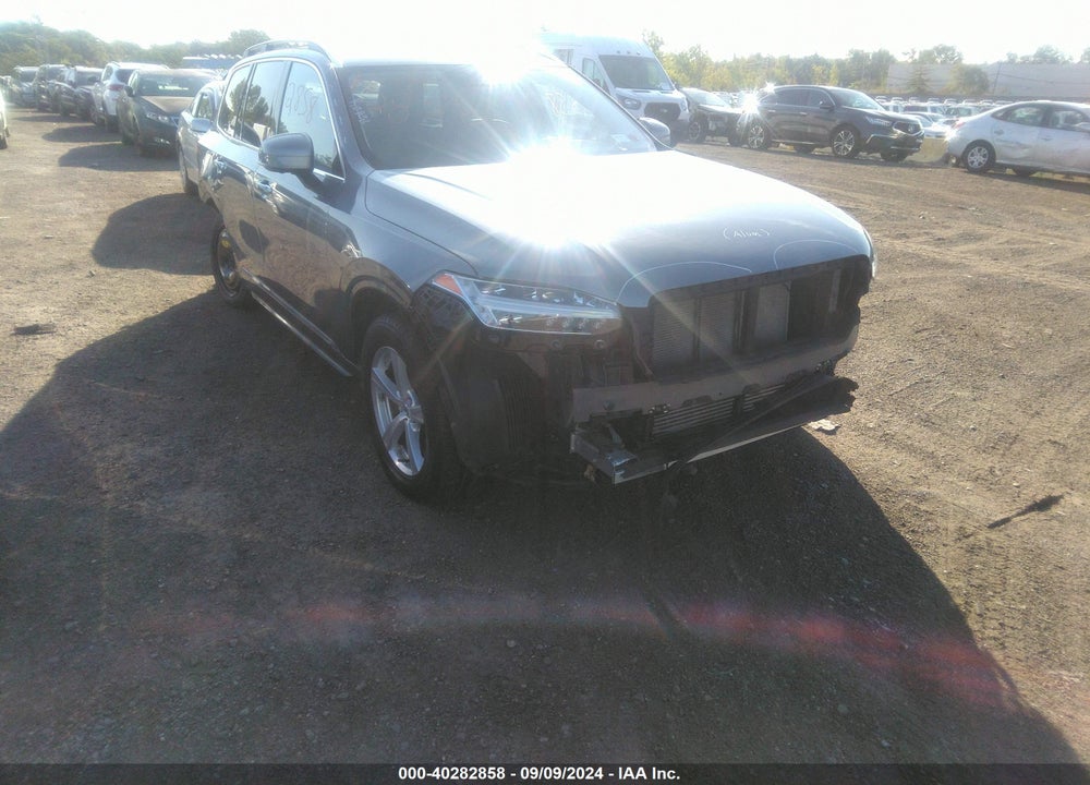 2018 VOLVO XC90 T5 MOMENTUM VIN: YV4102PK3J1352344