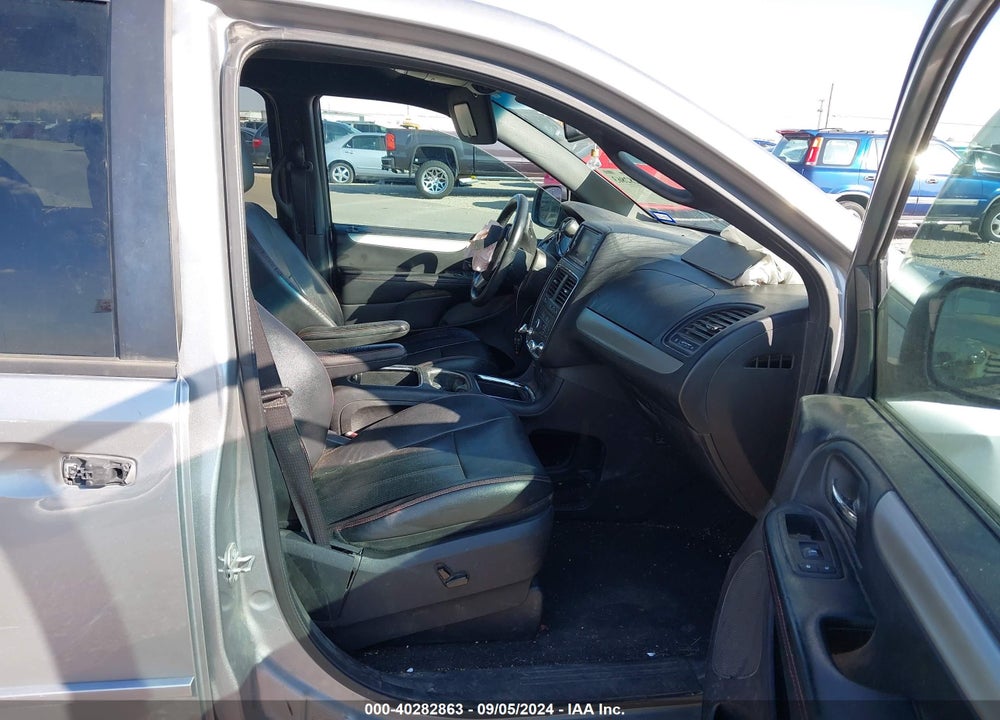 2015 DODGE GRAND CARAVAN R/T VIN: 2C4RDGEGXFR672057