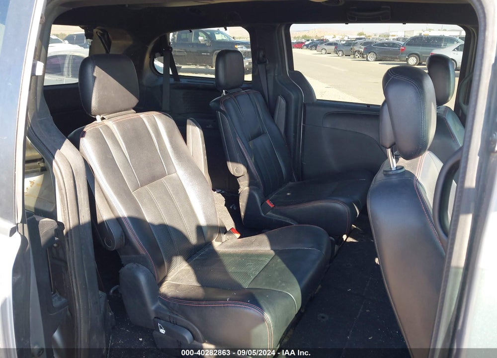 2015 DODGE GRAND CARAVAN R/T VIN: 2C4RDGEGXFR672057