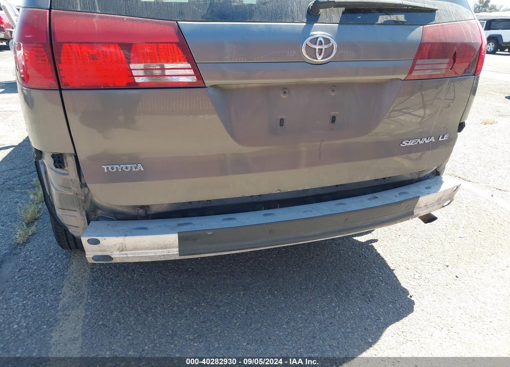 2004 TOYOTA SIENNA LE VIN: 5TDZA23C74S209731