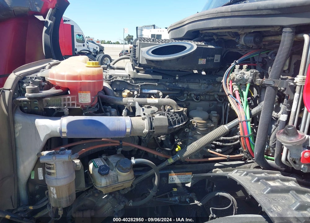 2019 FREIGHTLINER NEW CASCADIA 126 VIN: 1FUJHHDRXKLKN7617