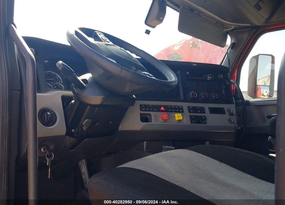 2019 FREIGHTLINER NEW CASCADIA 126 VIN: 1FUJHHDRXKLKN7617