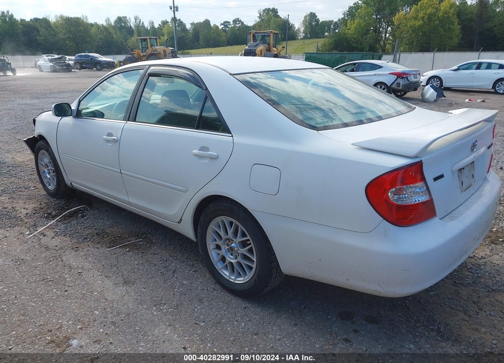 2002 TOYOTA CAMRY SE VIN: 4T1BE32K92U096597