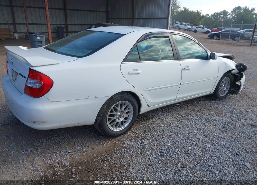 2002 TOYOTA CAMRY SE VIN: 4T1BE32K92U096597