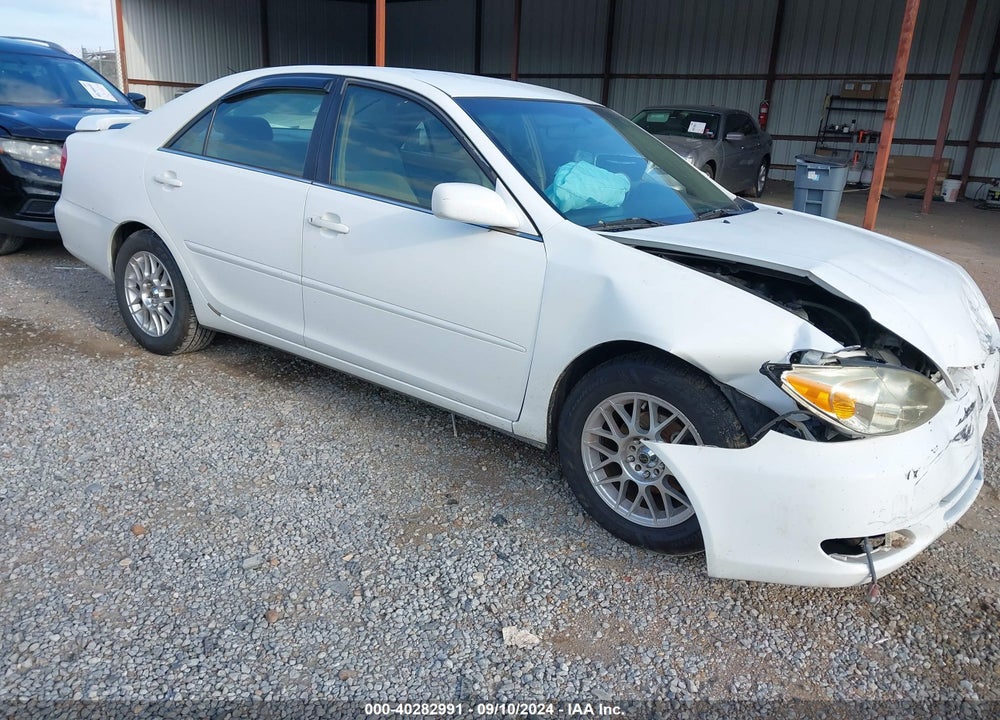 2002 TOYOTA CAMRY SE VIN: 4T1BE32K92U096597