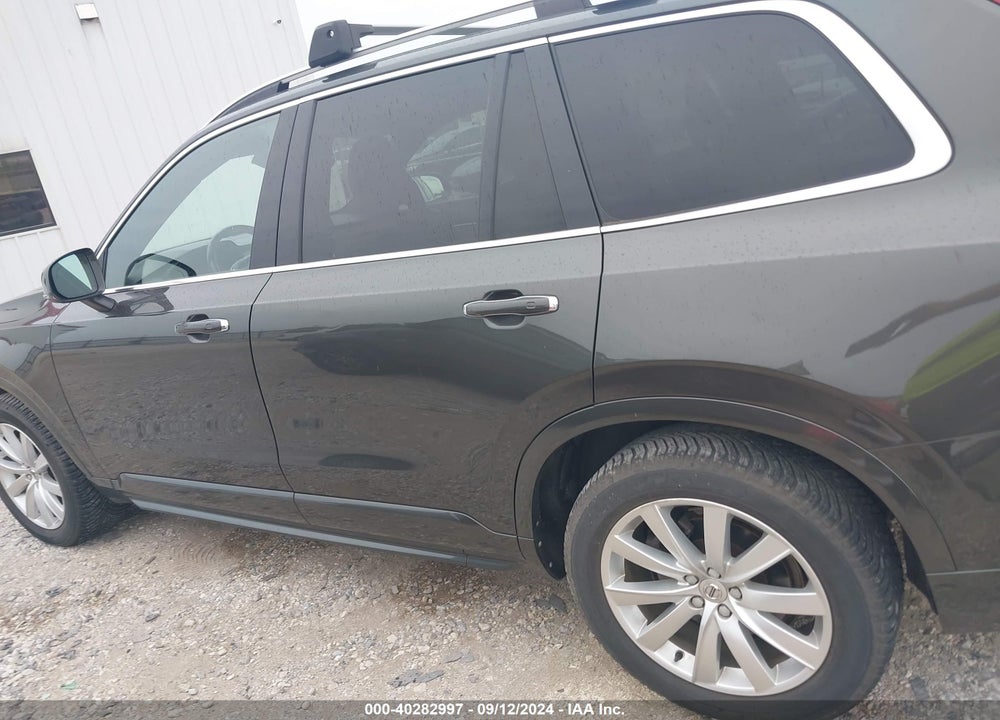 2018 VOLVO XC90 T6 MOMENTUM VIN: YV4A22PK6J1332437