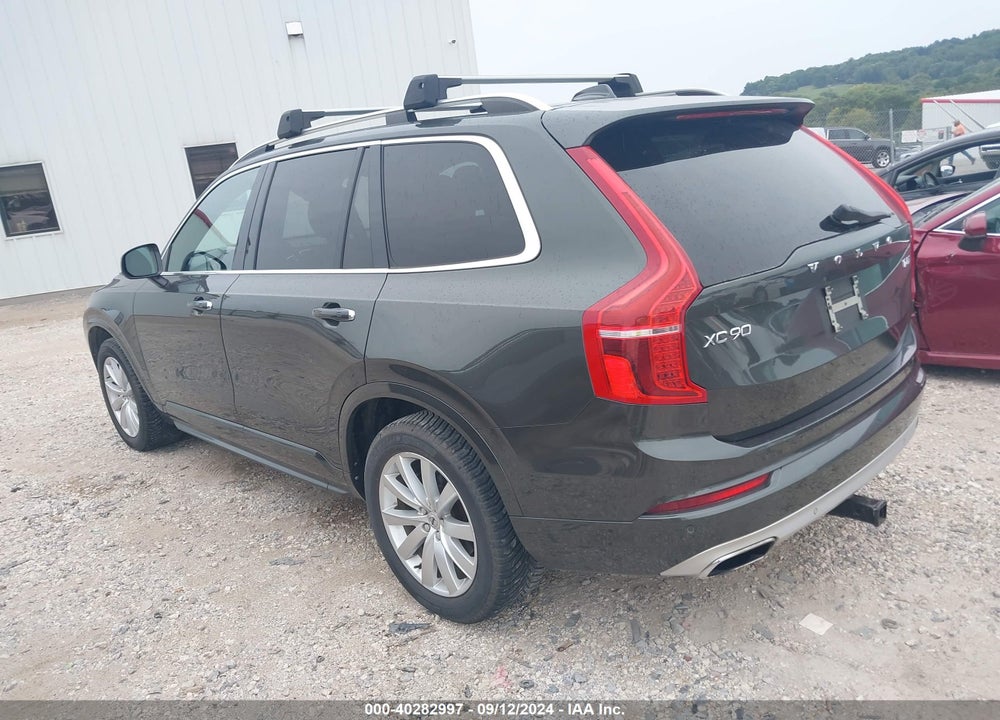 2018 VOLVO XC90 T6 MOMENTUM VIN: YV4A22PK6J1332437