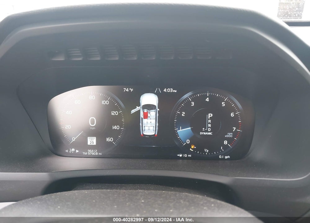 2018 VOLVO XC90 T6 MOMENTUM VIN: YV4A22PK6J1332437