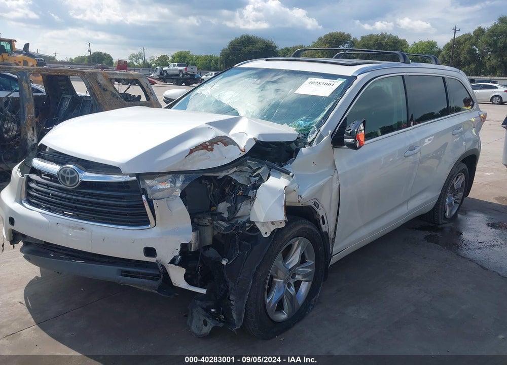 2015 TOYOTA HIGHLANDER LIMITED PLATINUM V6 VIN: 5TDDKRFH5FS124218