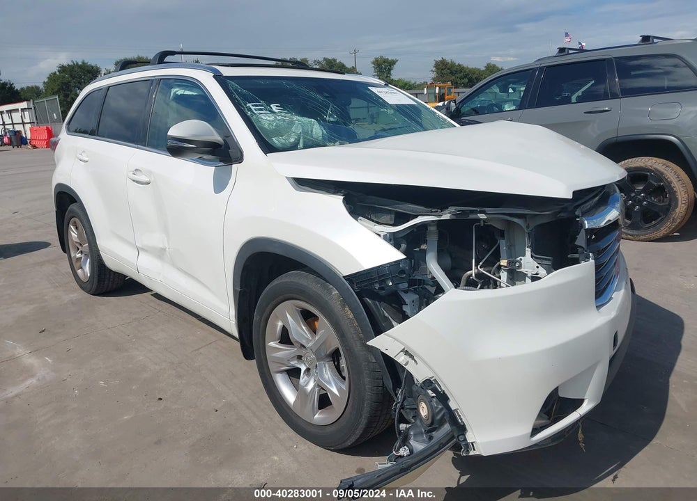 2015 TOYOTA HIGHLANDER LIMITED PLATINUM V6 VIN: 5TDDKRFH5FS124218