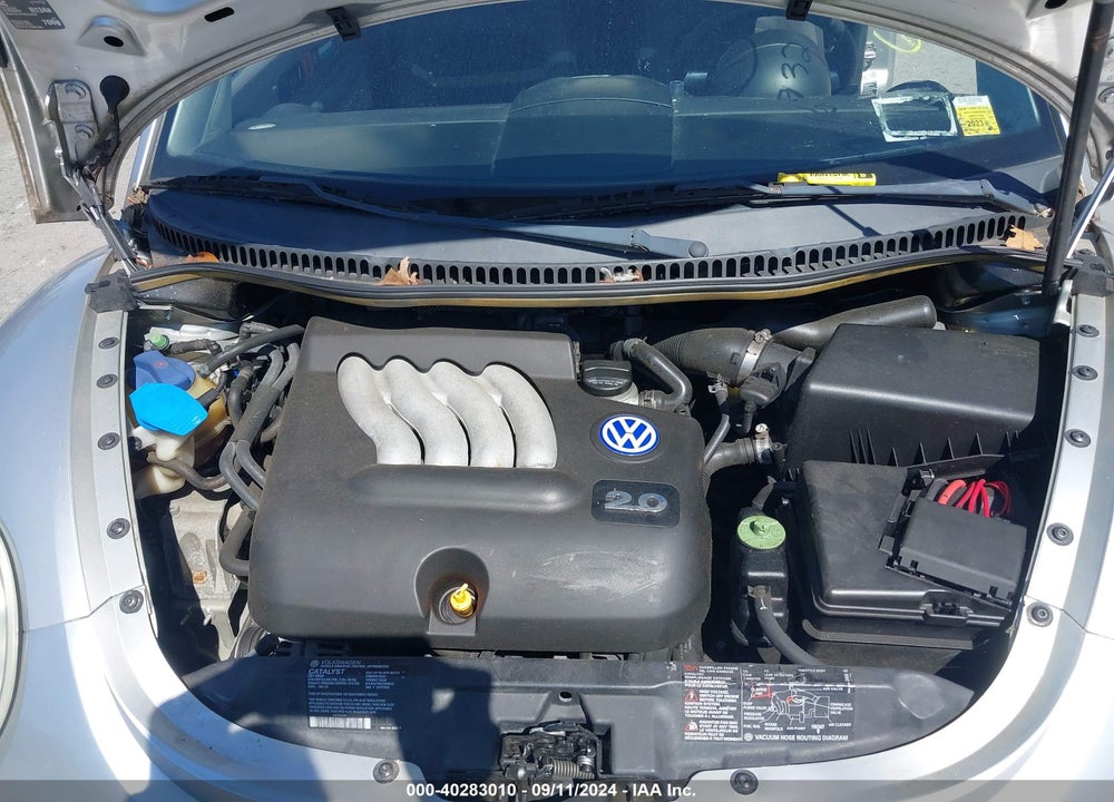 2001 VOLKSWAGEN NEW BEETLE GLS VIN: 3VWCK21C81M436828