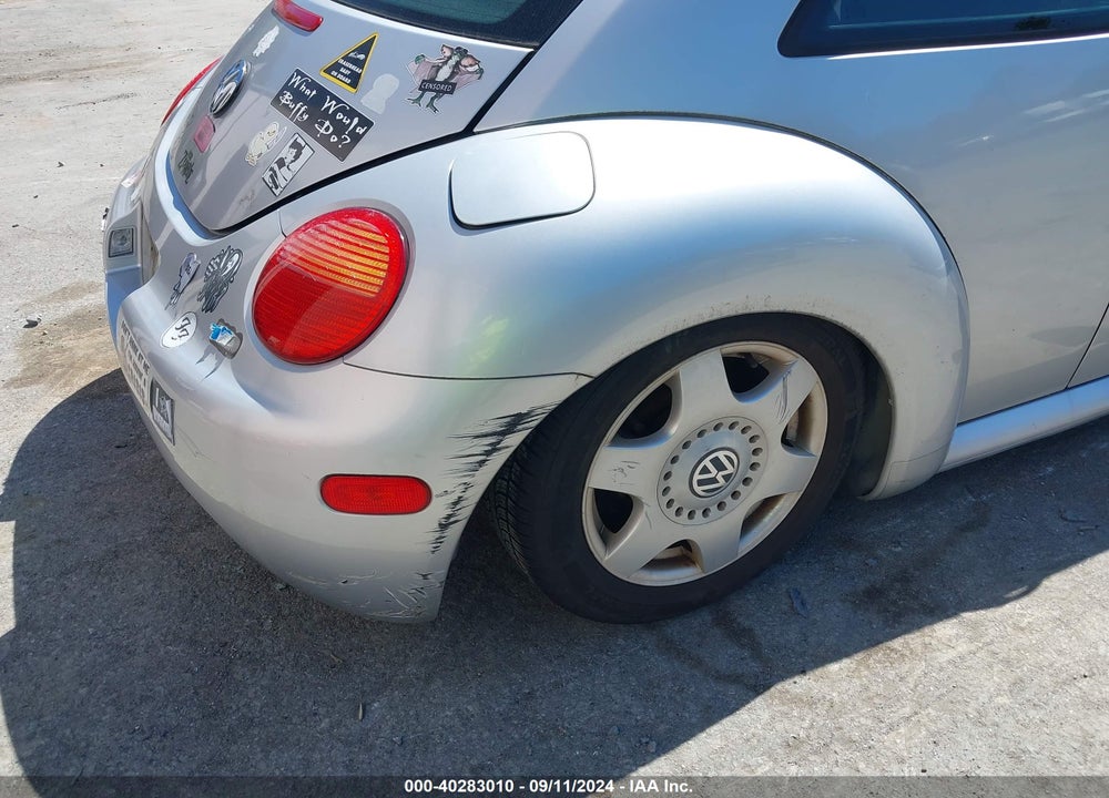 2001 VOLKSWAGEN NEW BEETLE GLS VIN: 3VWCK21C81M436828