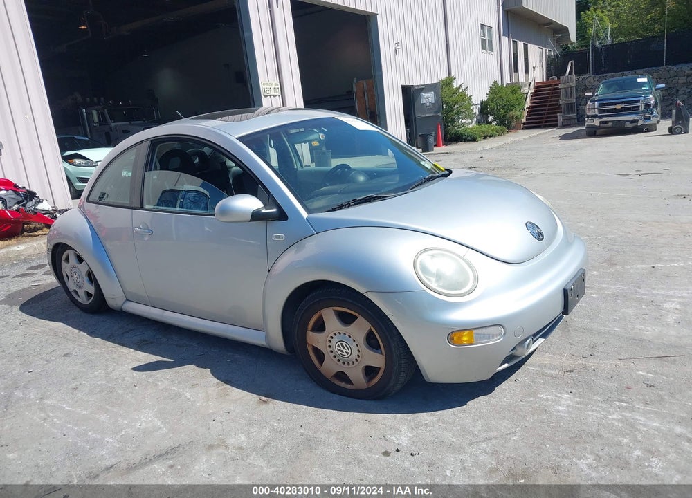 2001 VOLKSWAGEN NEW BEETLE GLS VIN: 3VWCK21C81M436828