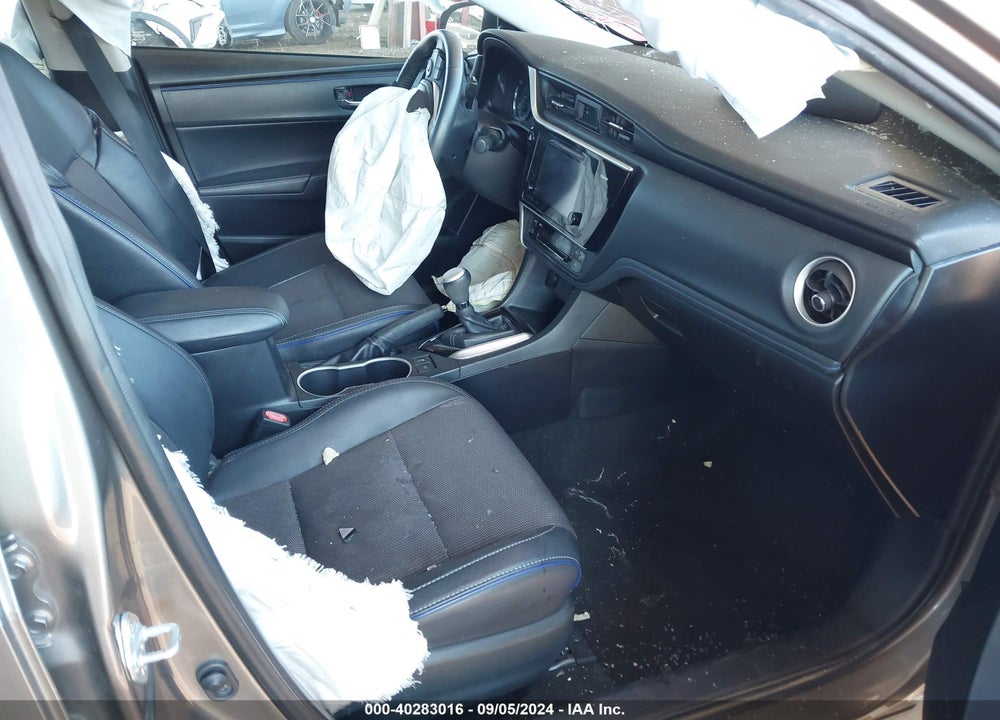 2017 TOYOTA COROLLA SE VIN: 2T1BURHE5HC840049