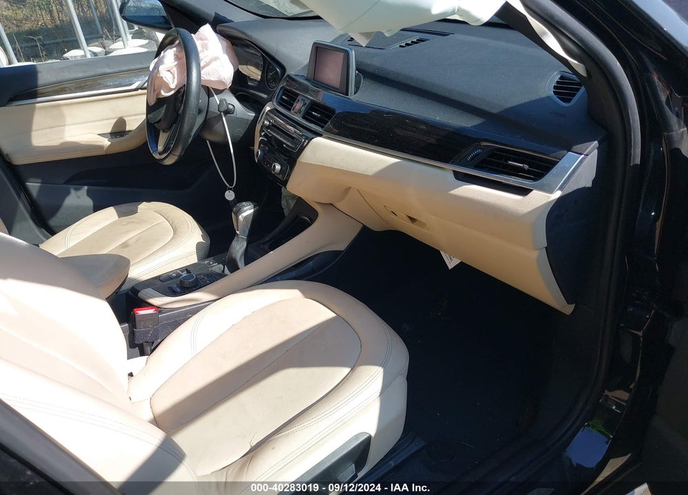 2018 BMW X1 XDRIVE28I VIN: WBXHT3C39J5K22397